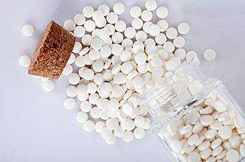 保险仿造药供给什么是沉点？