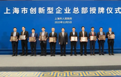 2023 成立并美满了BSL-2尝试室，用于细胞和溶瘤病毒药物的钻研.jpg